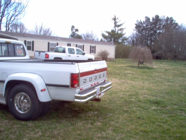1992 Dodge Ram 3500 Extended Cab Dually - photo 4