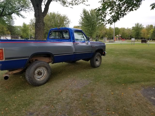 1992 Dodge Ram 2500 - photo 8