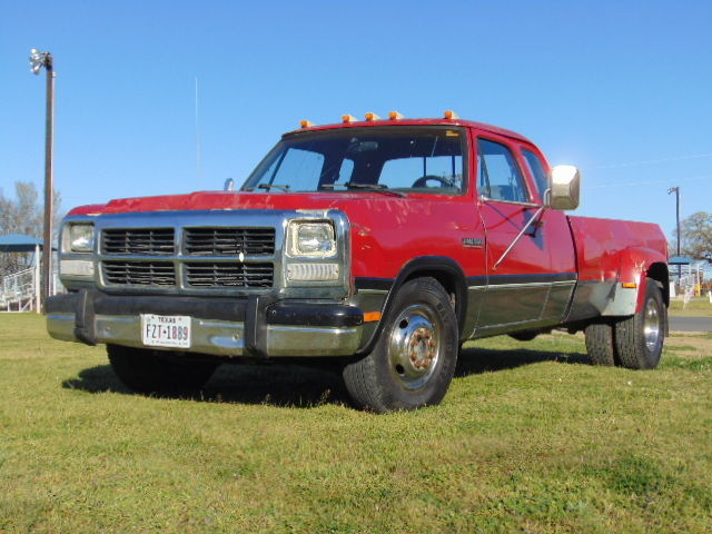 1992 DODGE RAM D350 DUALLY 1ST GEN FLAT NOSE 5.9 CUMMINS COLD A/C @@ NO RESERVE 1992 Dodge Other NO RESERVE!!