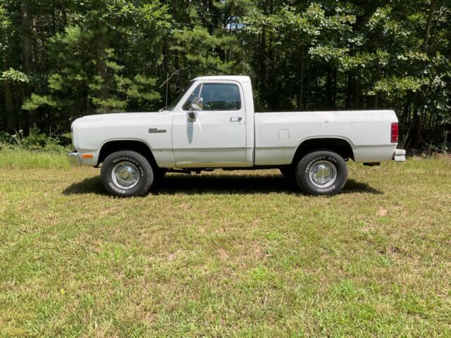 1992 Dodge W150 - photo 2