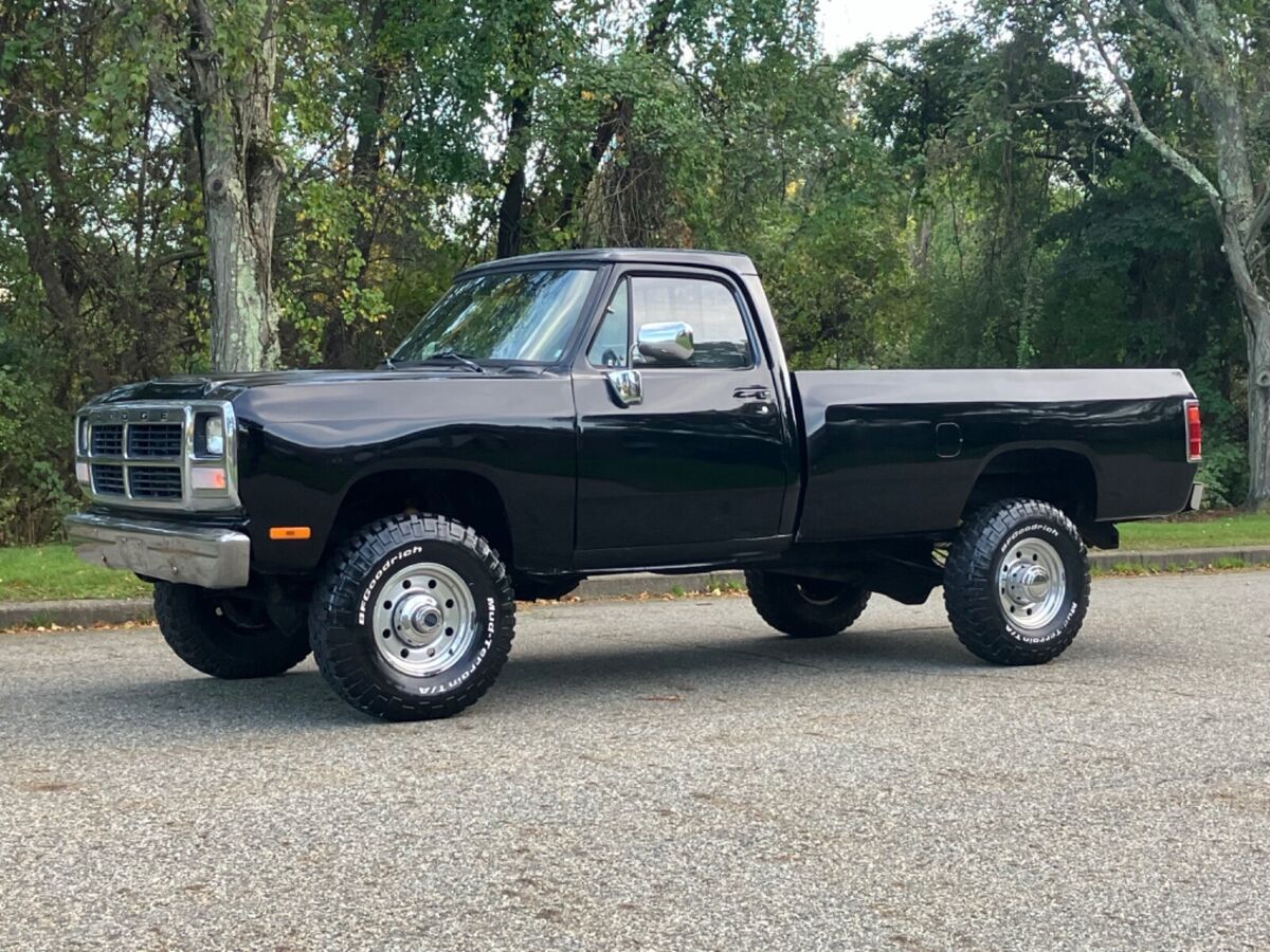 1992 Dodge Ram 2500 - photo 10