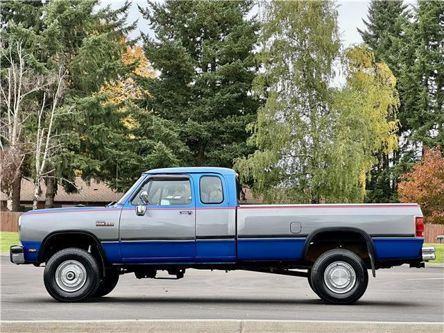 1992 Dodge Ram W250 LE - photo 2