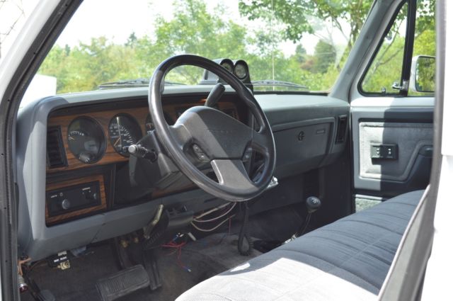 1992 Dodge Ram 2500 - photo 12