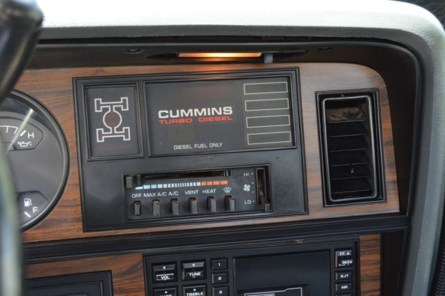 1992 Dodge Ram 2500 - photo 13