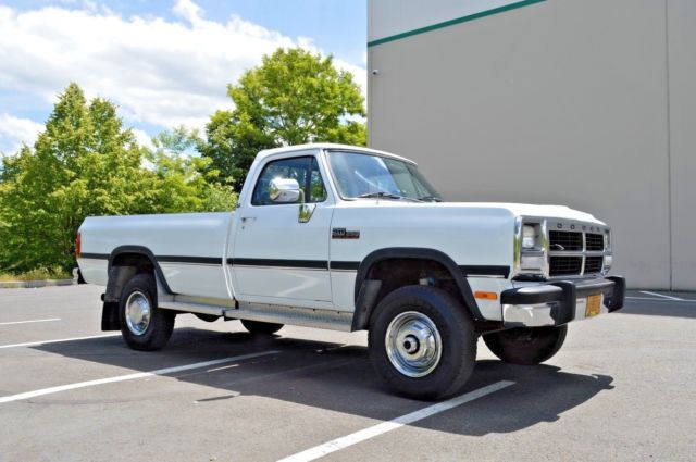 1992 Dodge Ram 2500 - photo 8