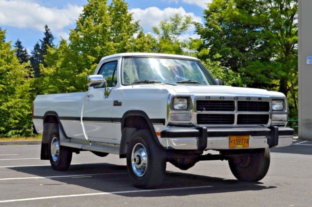 1992 Dodge Ram 2500 - photo 9