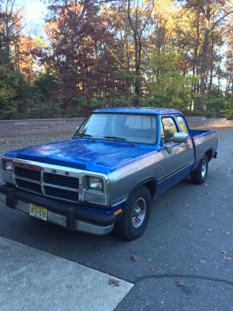 1992 Dodge Other Pickups SE
