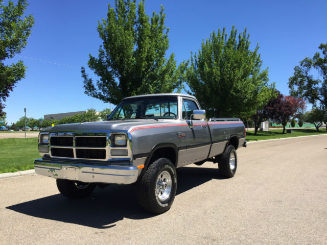 1992 Dodge Ram 2500 LE - photo 2