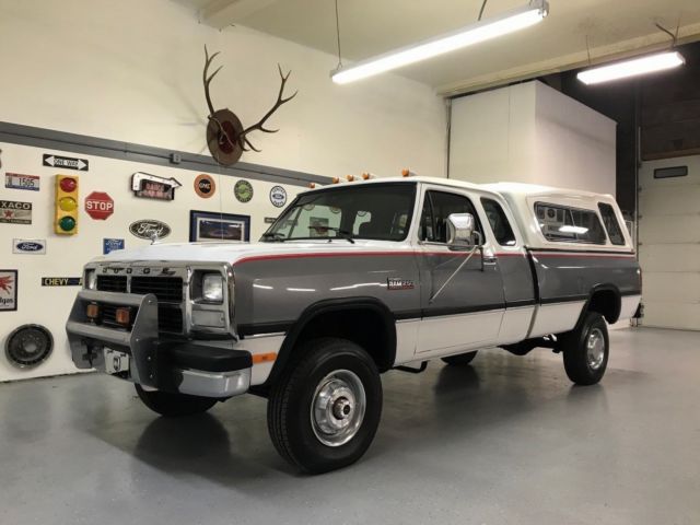 1992 Dodge Ram 2500 LE - photo 2