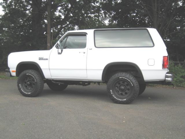 1992 Dodge Ramcharger LE - photo 6