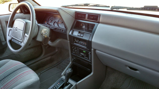 1992 Dodge Shadow ES Convertible 2-Door - photo 11