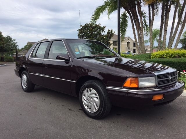 1992 Dodge Spirit Base Sedan 4-Door - photo 2