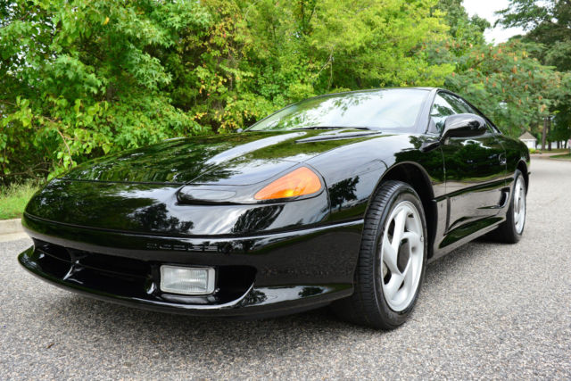1992 DODGE STEALTH R/T TWIN TURBO, AWD, 5 SPEED, 3,000 ORIGINAL MILES, 1 OWNER 1992 Dodge Stealth R/T