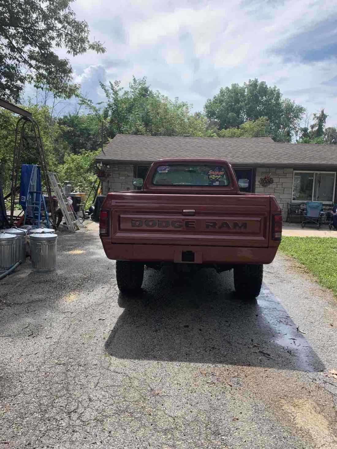 1992 Dodge W150 W150 - photo 8