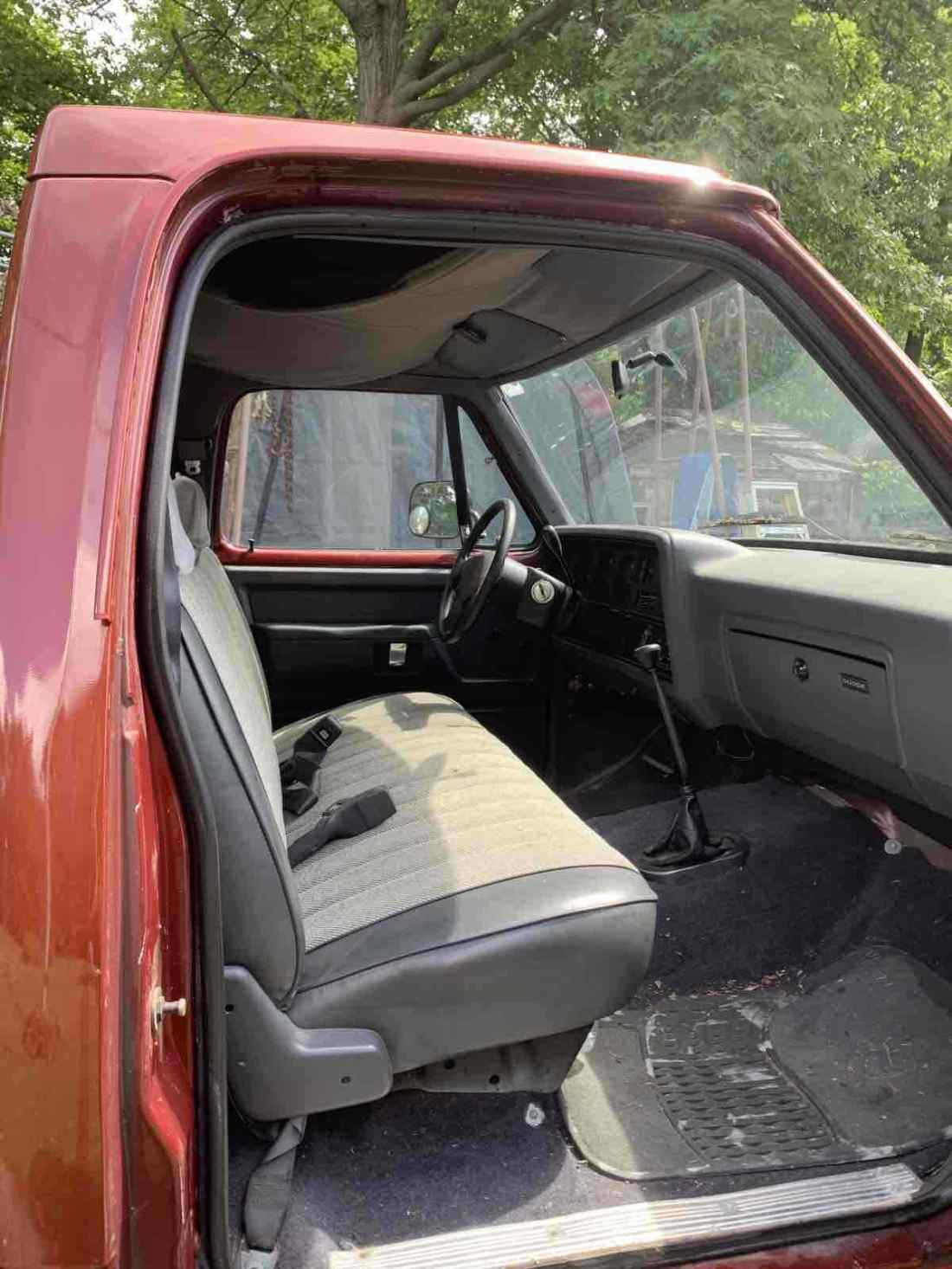 1992 Dodge W150 W150 - photo 9