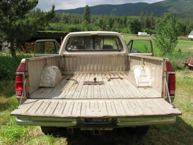 1992 Dodge Ram 2500 - photo 12