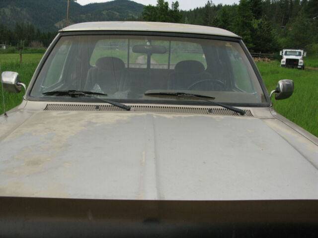 1992 Dodge Ram 2500 - photo 6