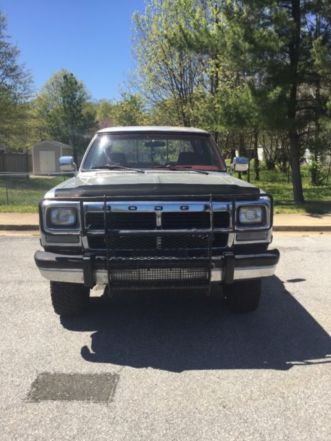 1992 Dodge Ram 2500 - photo 6