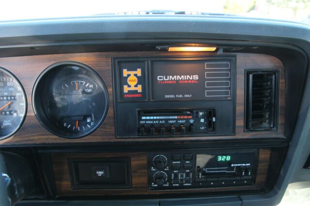 1992 Dodge Ram 2500 LE - photo 13