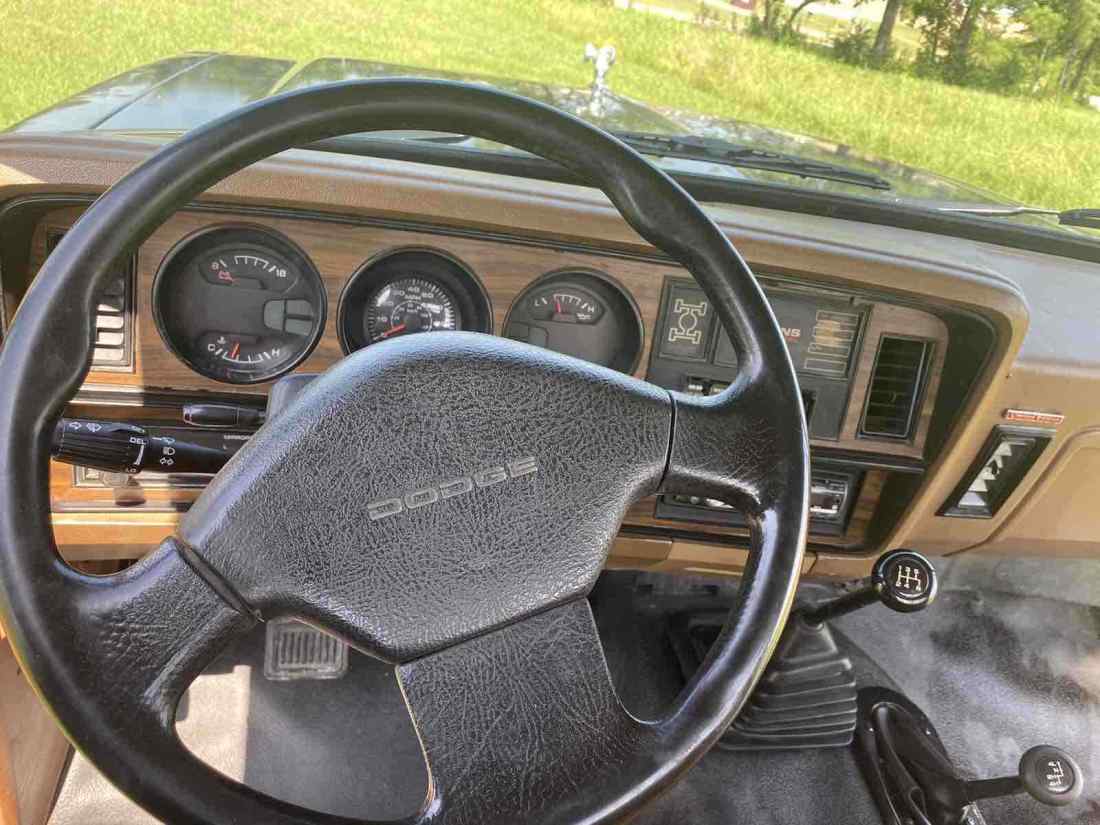 1992 Dodge W250 W200 - photo 12