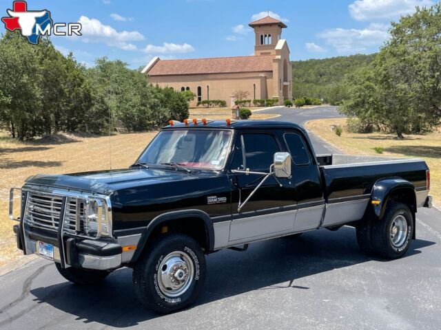 1992 Dodge W350 - 4x4 - 5 Speed Manual - Texas Truck - 12V Cummins - 3500 D350 - photo 2