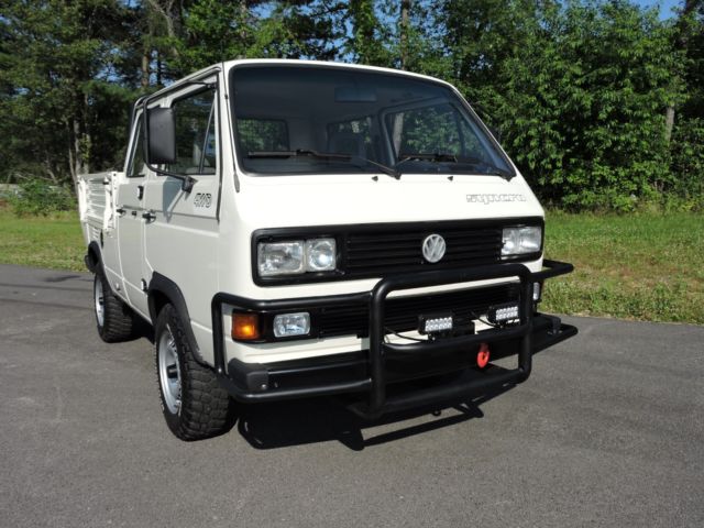 1992 Doka SYNCRO 16. Winch. ALL 3 LOCKERS. Back Rack. SUPERB TRUCK. No Reserve. 1992 Volkswagen Bus/Vanagon 4WD SYNCRO 16 Doka 5-Spd