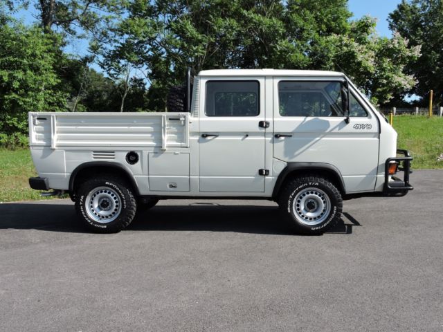 1992 Volkswagen Bus/Vanagon 4WD SYNCRO 16 Doka 5-Spd - photo 3