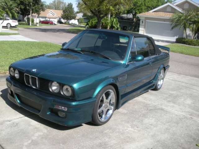 1992 E30 BMW 325iC, unique Appearance and Performance =TopDown driving pleasure 1992 BMW 3-Series Monochrome Paint Scheme