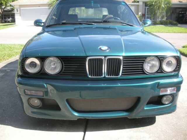 1992 BMW 3-Series Monochrome Paint Scheme - photo 4