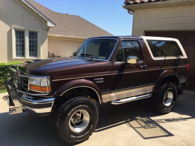 1992 Eddie Bauer Edition Mint Ford Bronco 5.0 V8. Only 91,000 actual miles. 1992 Ford Bronco Eddie Bauer Edition