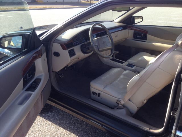 1992 Cadillac Eldorado COUPE - photo 8
