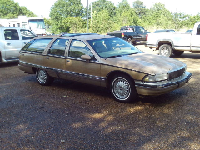 1992 Buick Roadmaster Estate - photo 2