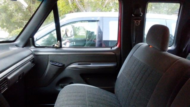 1992 Ford F-150 XLT - photo 8
