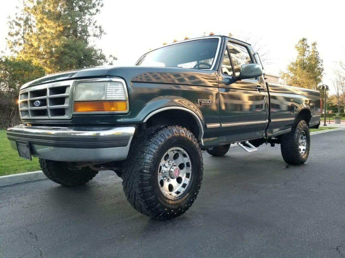 1992 Ford F-250 4X4 XLT 5.8L EFI V8 RUNS AMAZING & STRONG 5-SPEED - photo 8