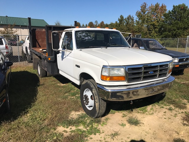 1992 F450 TRUCK SUPERDUTY WITH STAKE BODY AND LIFT GATE 1992 Ford F-450