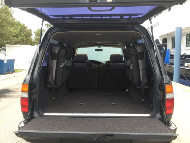 1992 Toyota Land Cruiser Base Sport Utility 4-Door - photo 8