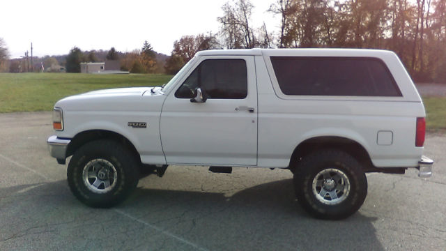 1992 Ford Bronco CUSTOM - photo 3