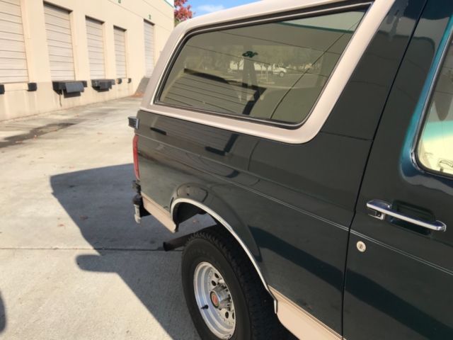 1992 Ford Bronco Eddie Bauer 4x4 - photo 7
