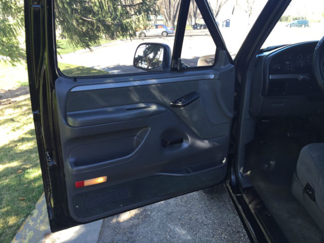 1992 Ford Bronco XLT - photo 10