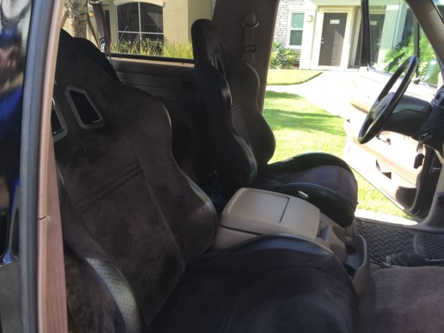 1992 Ford Bronco XLT - photo 11