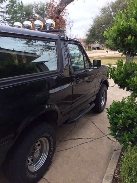 1992 Ford Bronco XLT Nite - photo 4