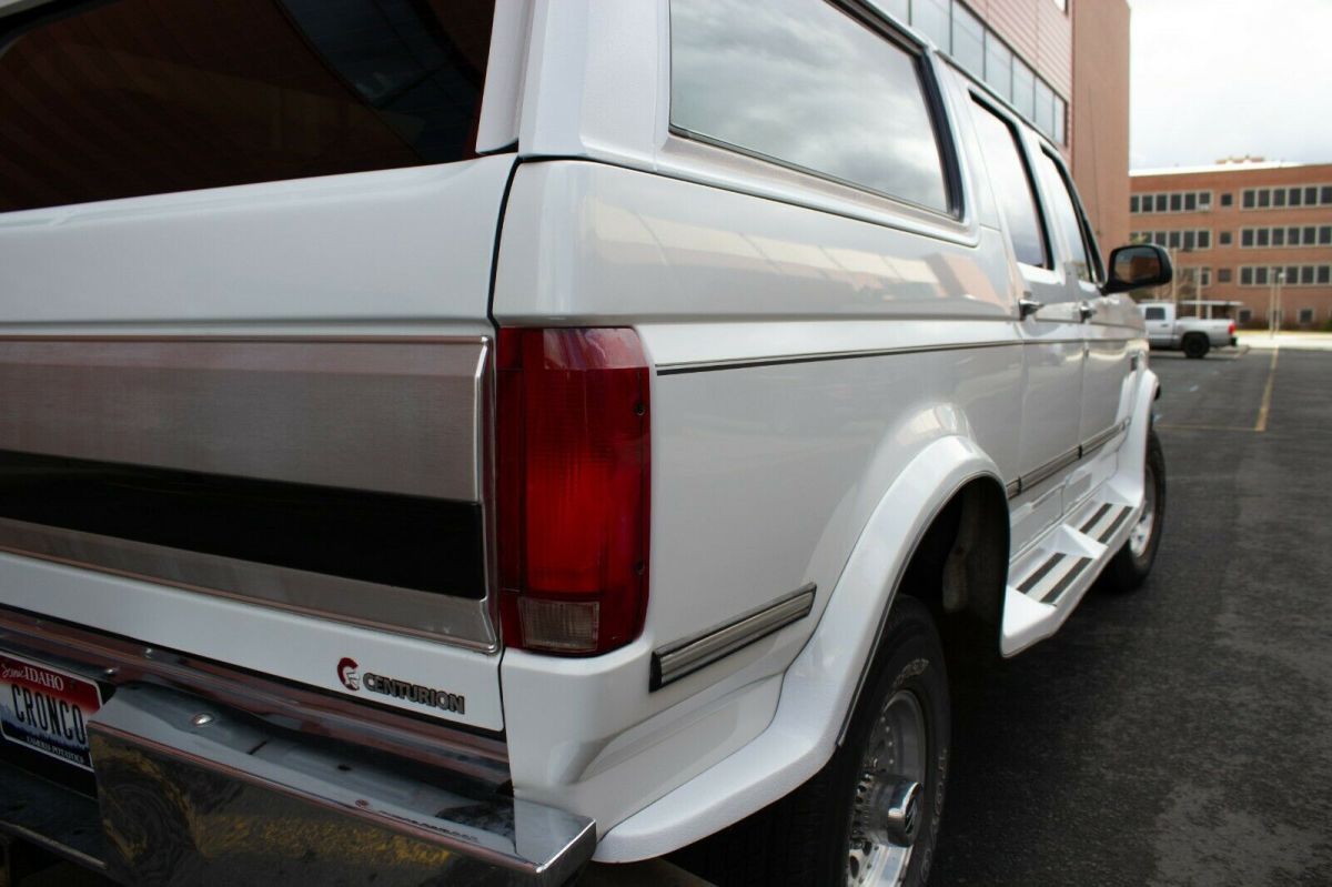 1992 Ford Bronco XLT - photo 11