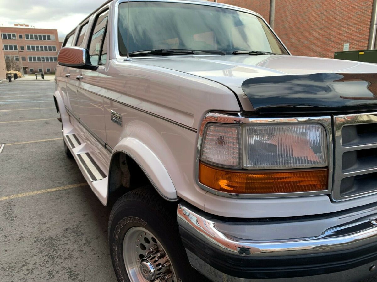 1992 Ford Bronco XLT - photo 12