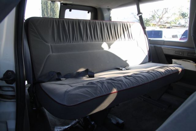 1992 Ford Club Wagon Chaateau - photo 12