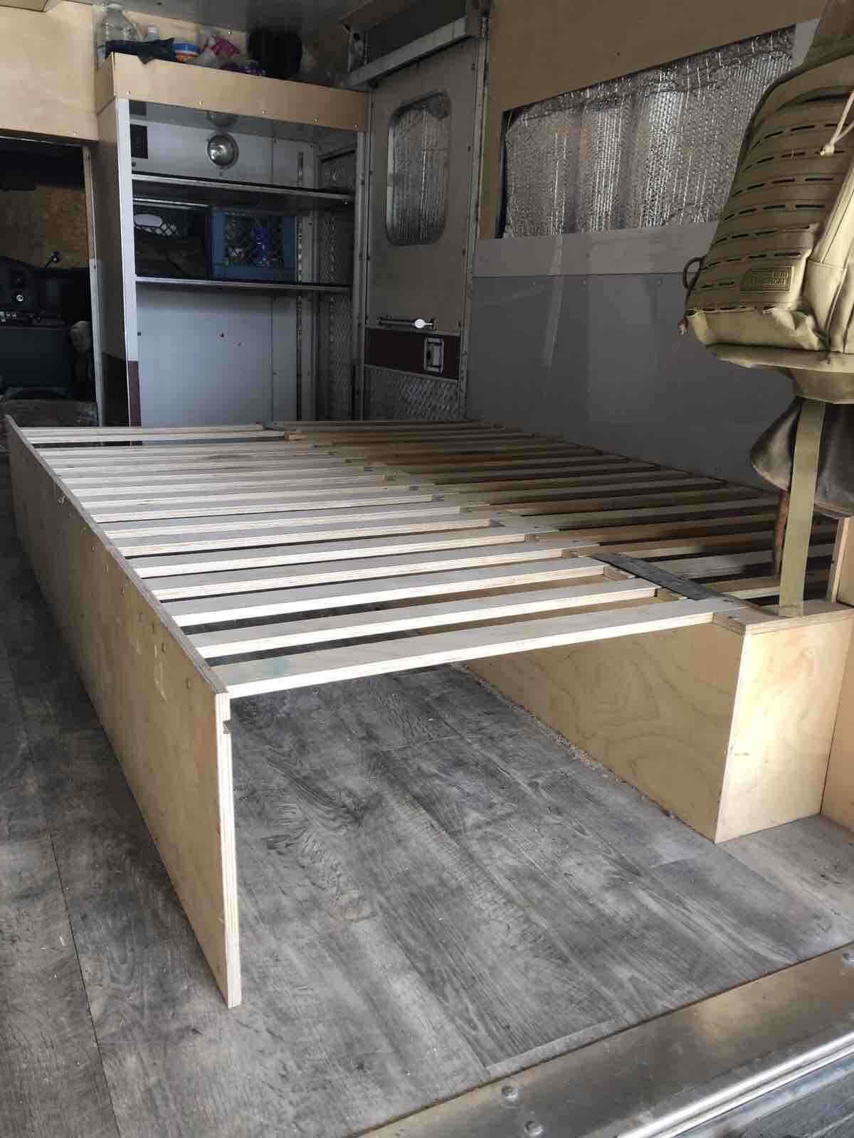 1992 Ford E-350 Econoline E350 CUTAWAY VAN - photo 5