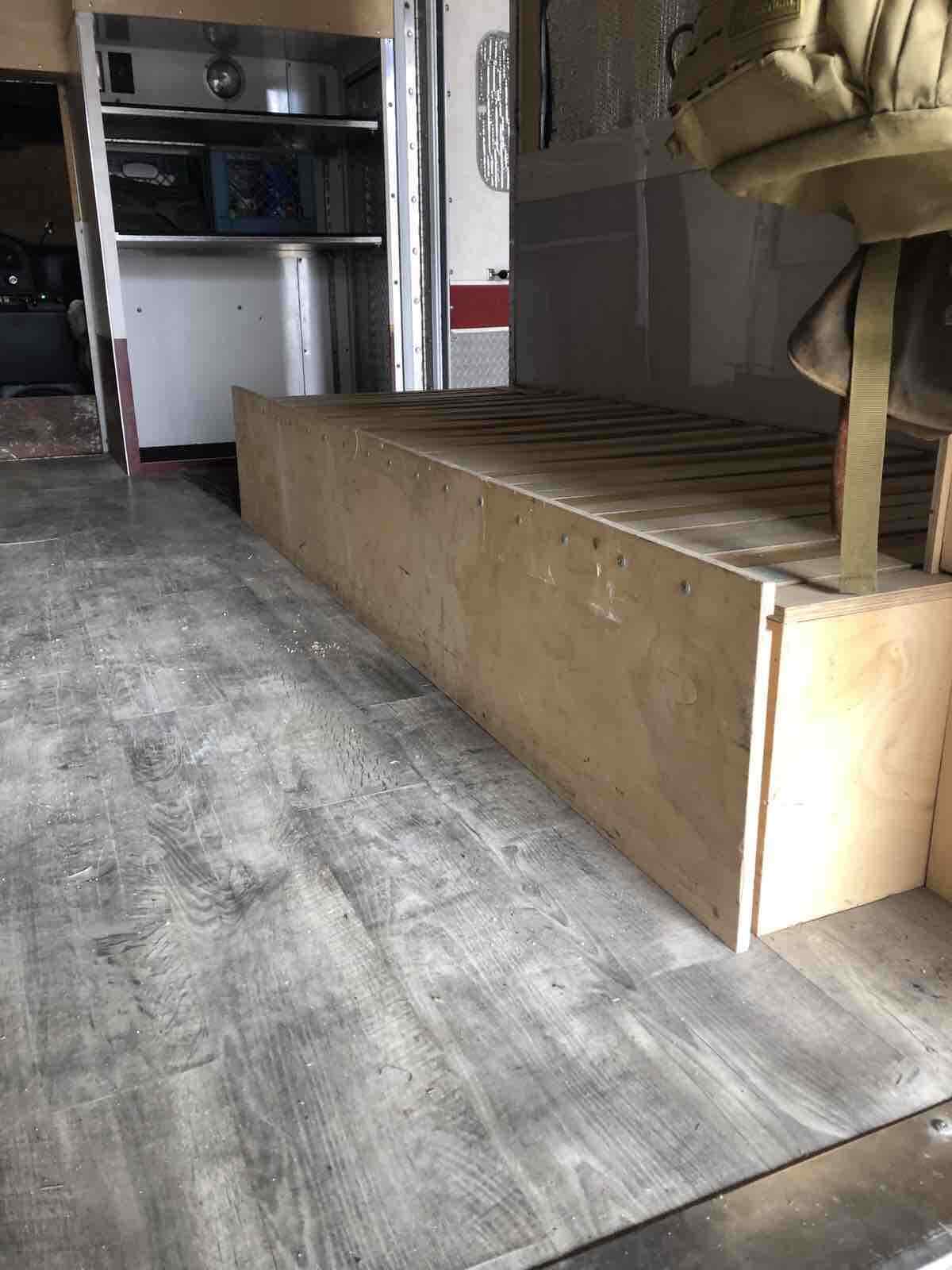 1992 Ford E-350 Econoline E350 CUTAWAY VAN - photo 9