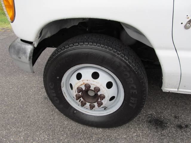 1992 Ford E-Series Van Diesel - photo 11