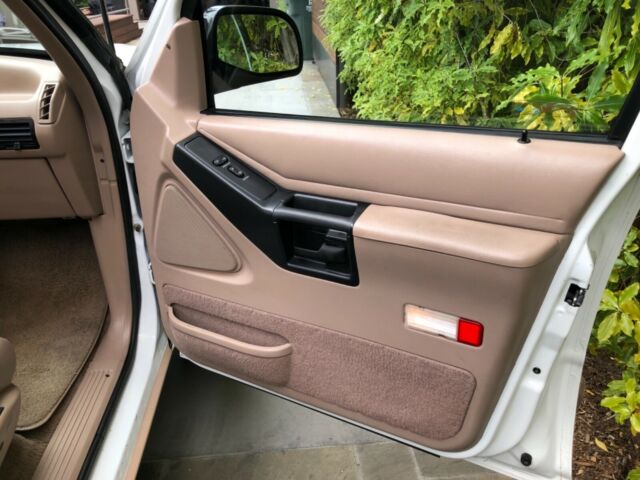 1992 Ford Explorer Eddie Bauer - photo 13