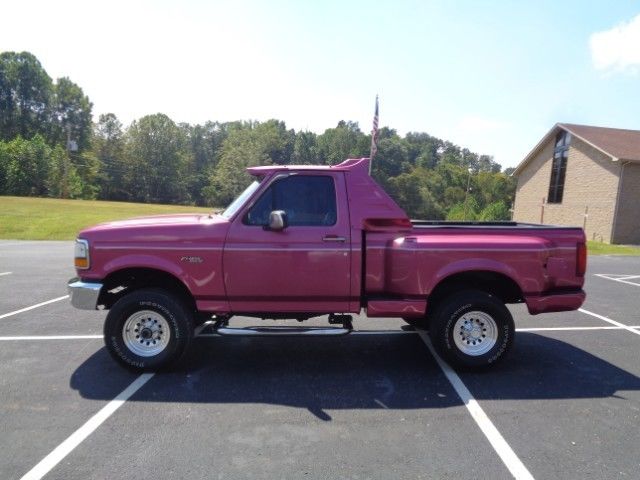 1992 Ford F-150 Custom Standard Cab Pickup 2-Door - photo 4