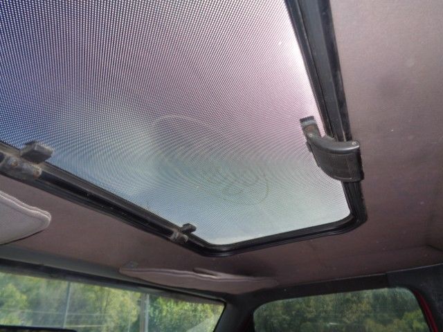 1992 Ford F-150 Custom Standard Cab Pickup 2-Door - photo 9